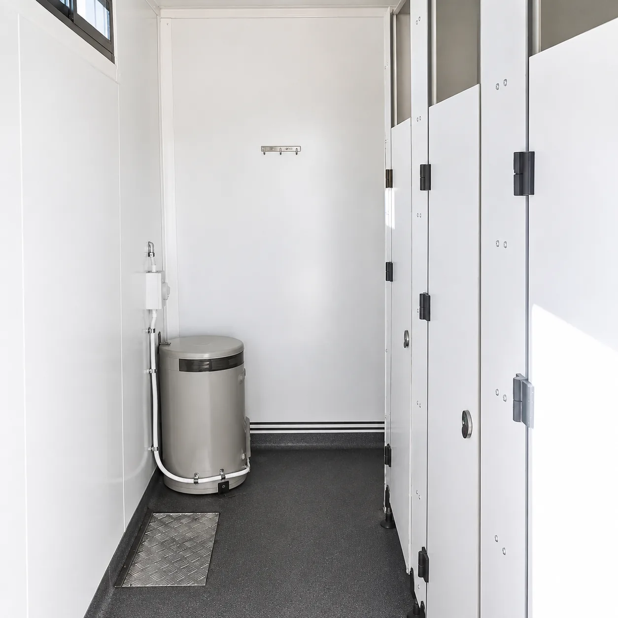 20ft ablution block with toilets and showers