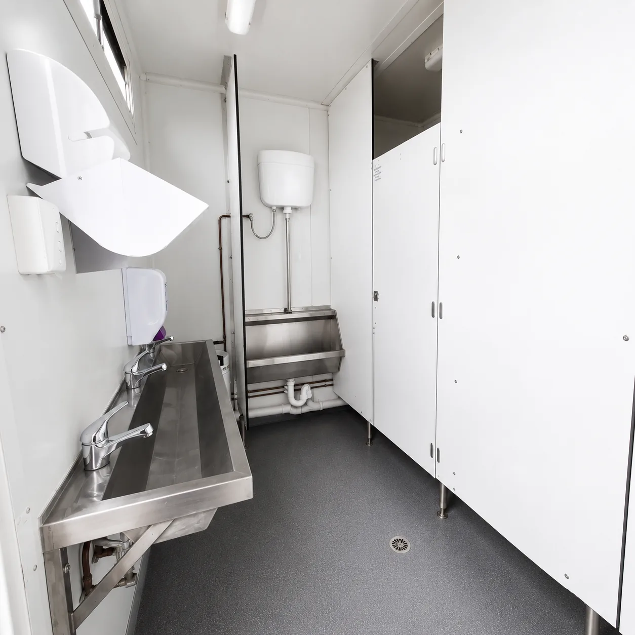20ft ablution and change room container