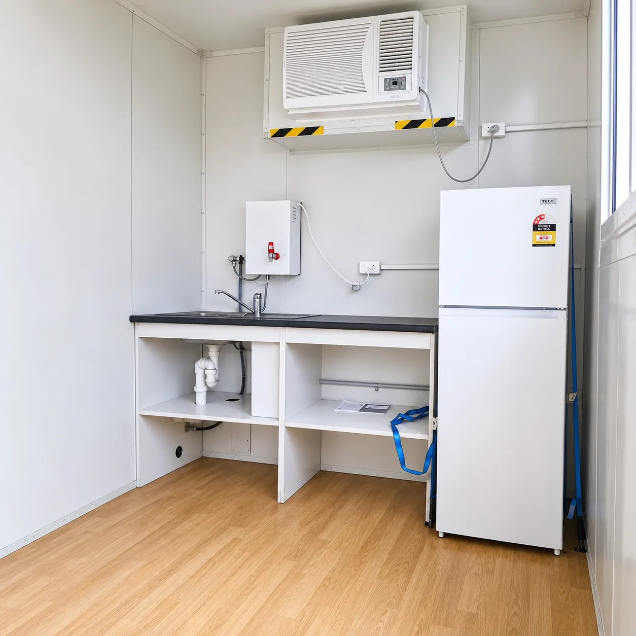 20ft site lunchroom container
