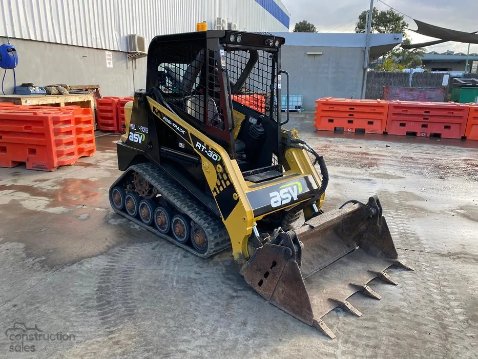 30hp Tracked Loader
