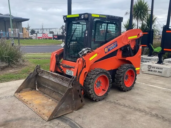 KUBOTA_SSV65C_903-2160_WK_AU_65-75HPSKIDSTEER (1).jp