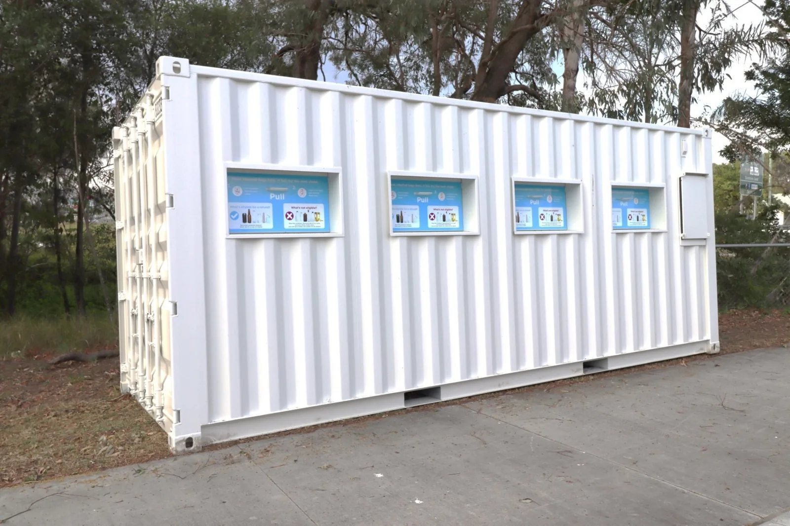 Return-it Recycling Stations