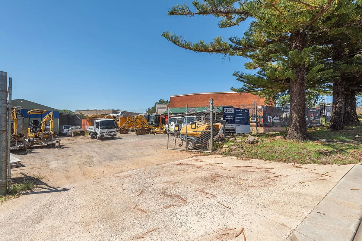 United Rentals Batesman Bay