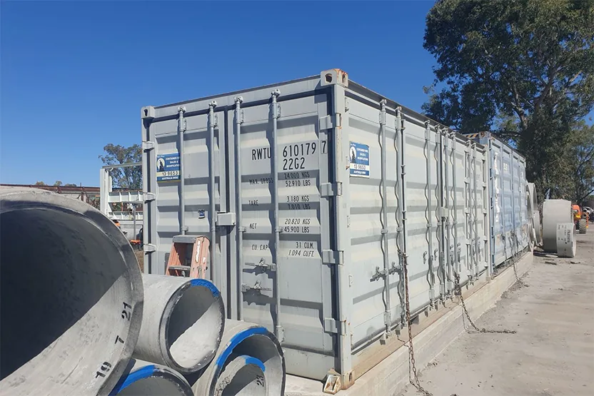 Container