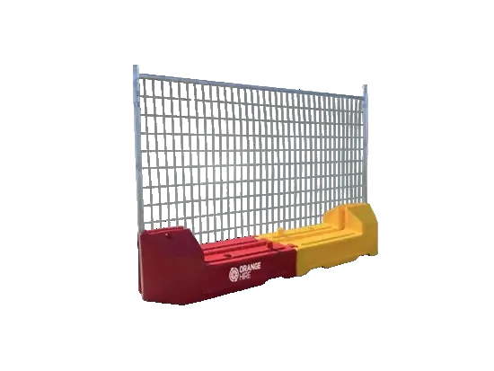 Fotawall with a sturdy base and high-visibility mesh, ideal for crowd control and construction sites.