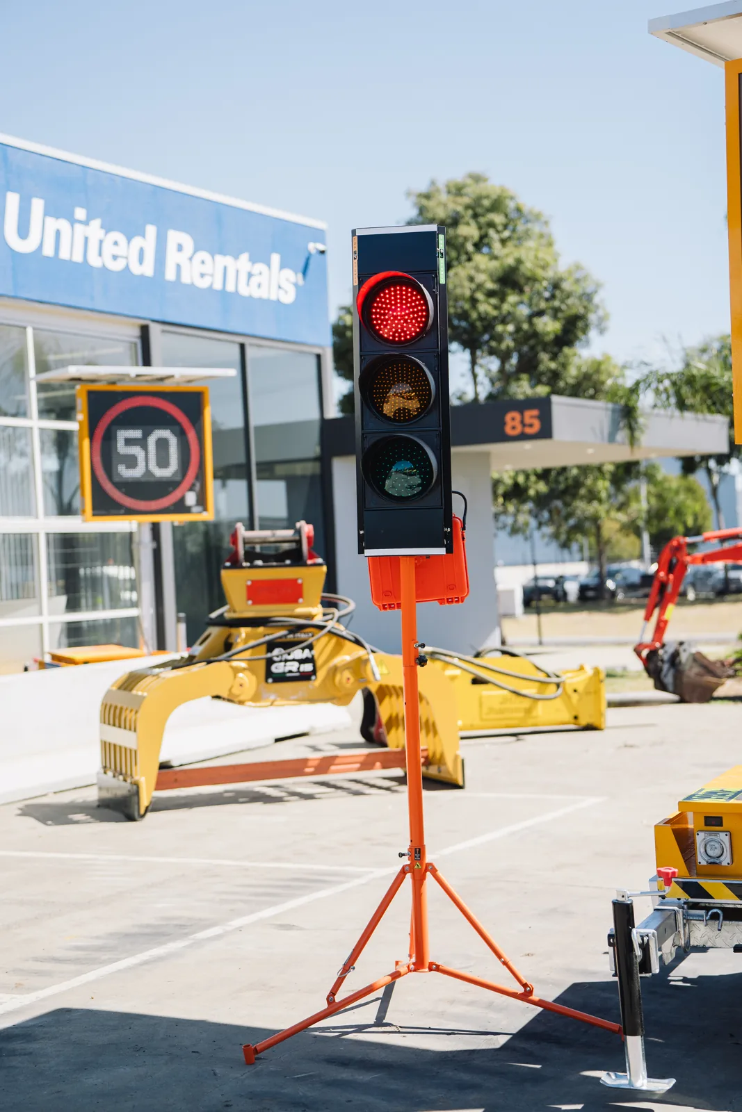 traffic lights on tripod