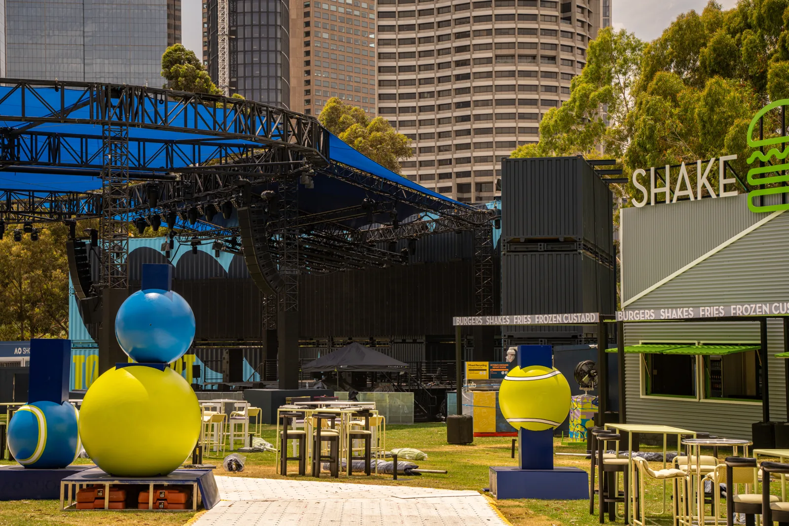 Soundwall Australia Open by United Rentals