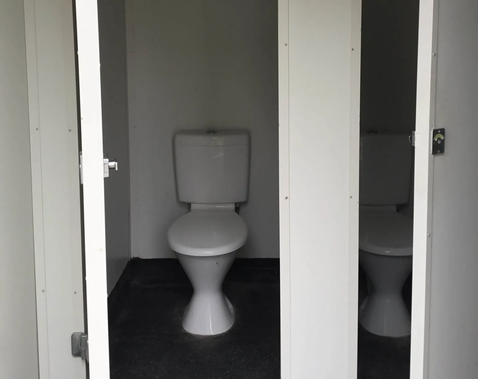 10ft Ablution