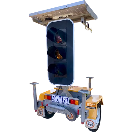 Portable traffic light system on trailer