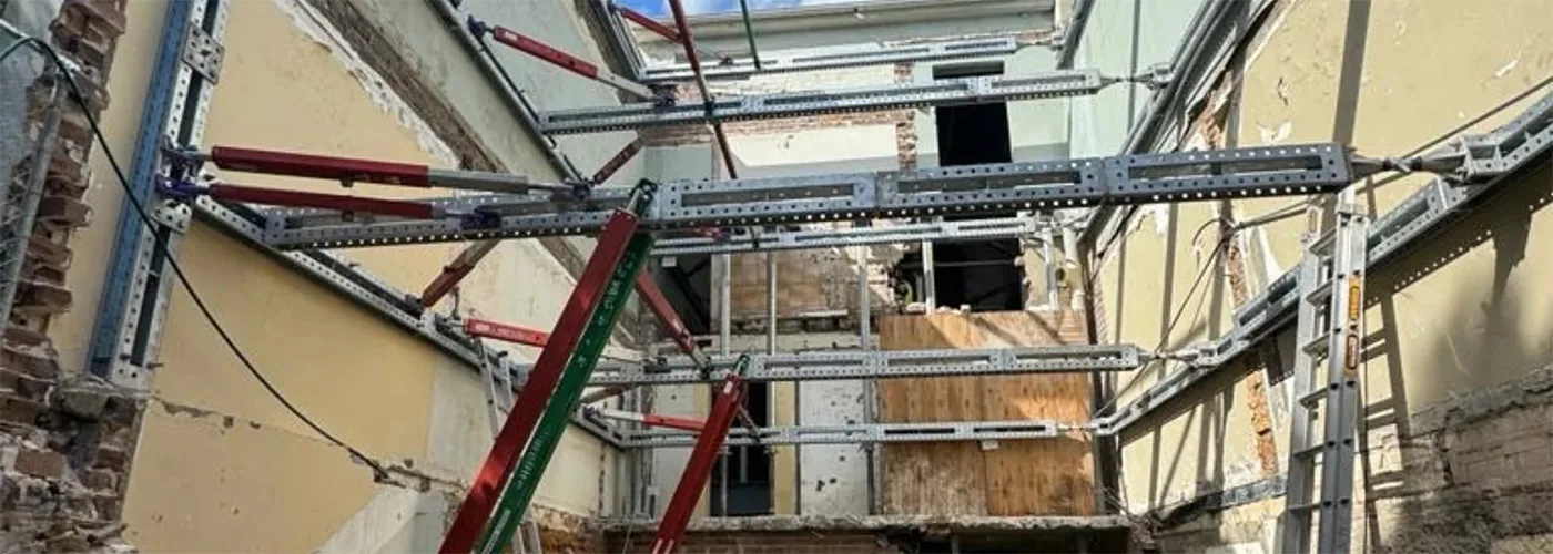 Propping a Townhouse Façade During Demolitions – Paddington