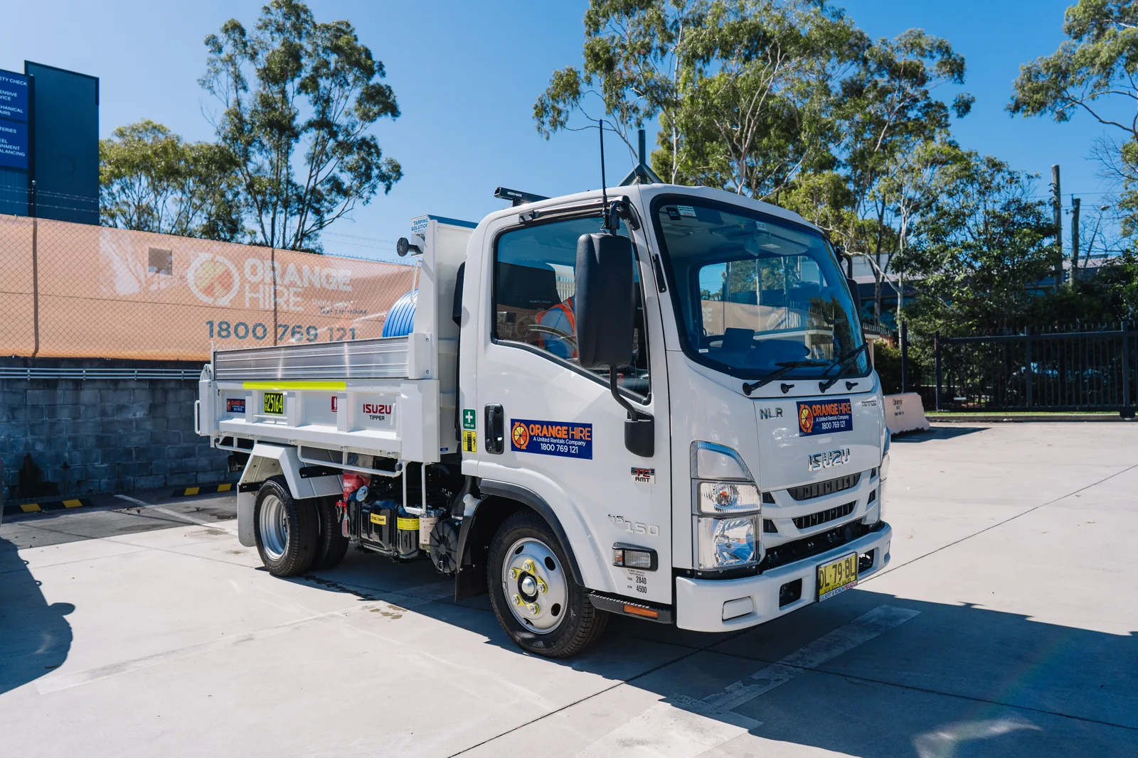 Tipper truck